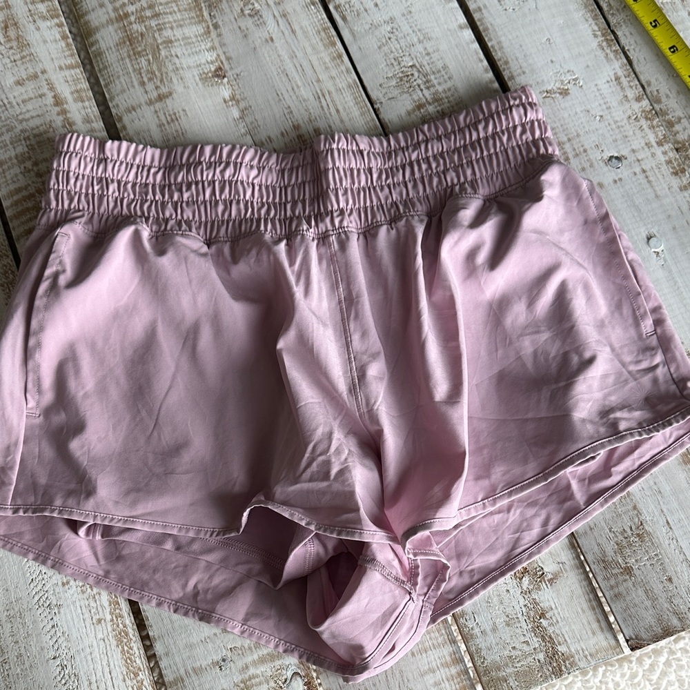 Aerie offline Athletic 2” short Size M Mauve